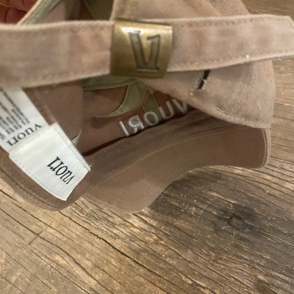 Vuori Unisex Ballcap - Picture 3 of 5